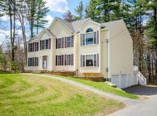 2 Holly Ln, Hudson, NH 03051