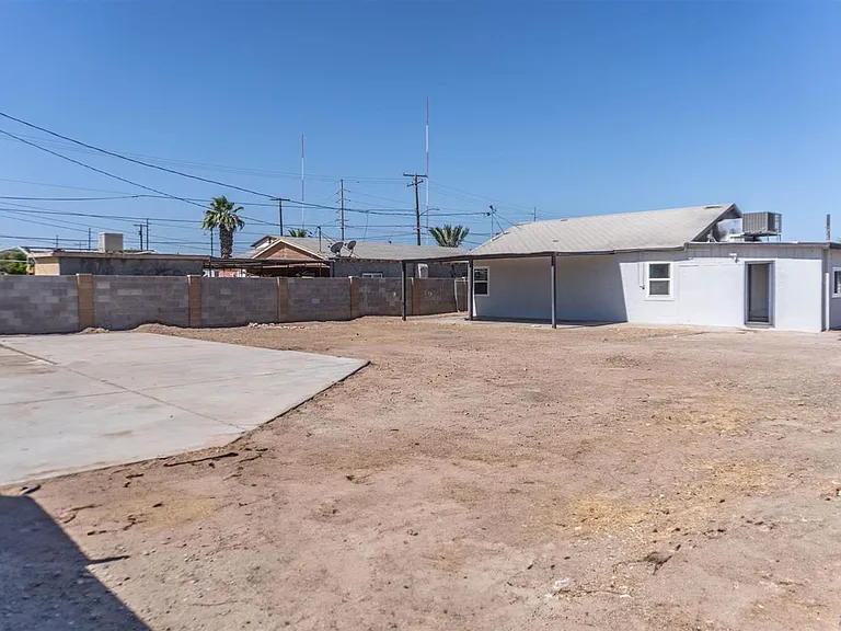 137 N Magnolia Ave — Photo 25