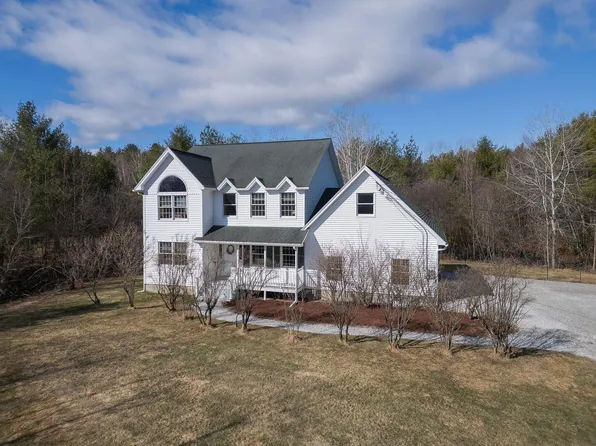 197 Granite Heights, Farmington, ME 04938
