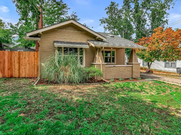 303 Palm Ave, Ashland, OR 97520