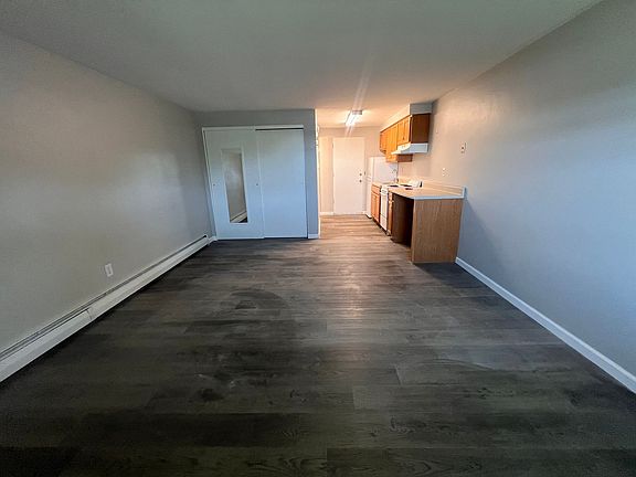 4th image of 401 Moon Clinton Rd APT 16