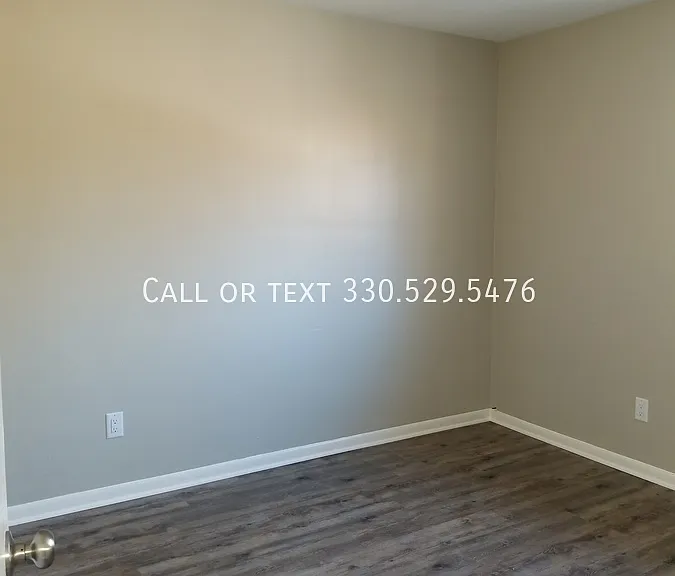 72 S Thomas Rd #12 — Photo 25