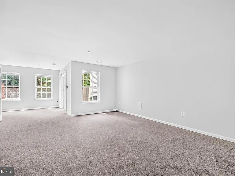 9743 Quiet Brook Ln — Photo 34