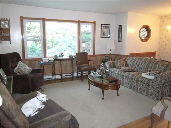 4th image of 8 Jean Ridge Rd