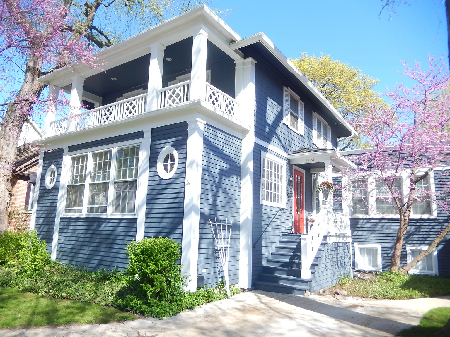 1724 Highland Ave photo 1