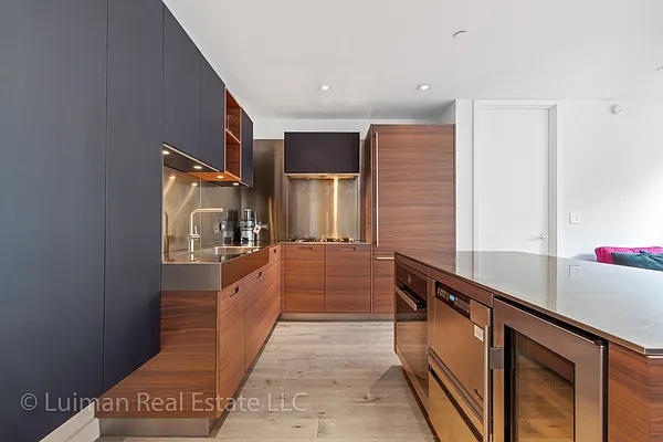 Rented by BLU Real Estate | media 11