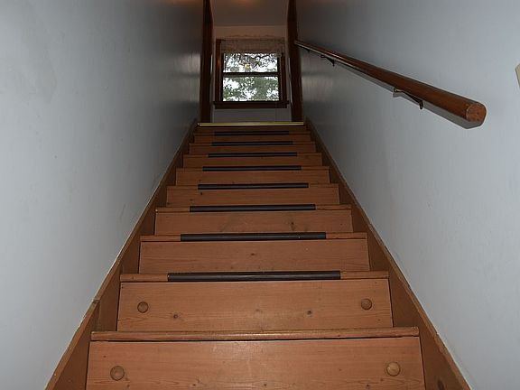 Storage in the steps