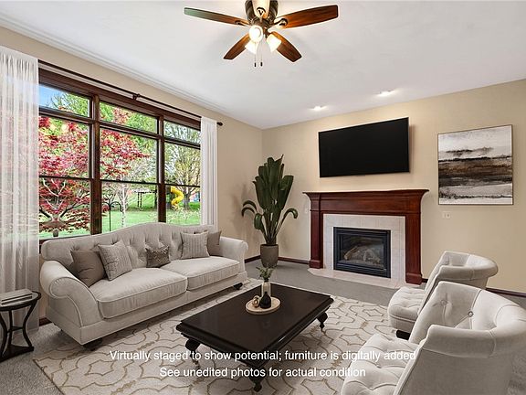 4th image of 3605 E Salinas Cir