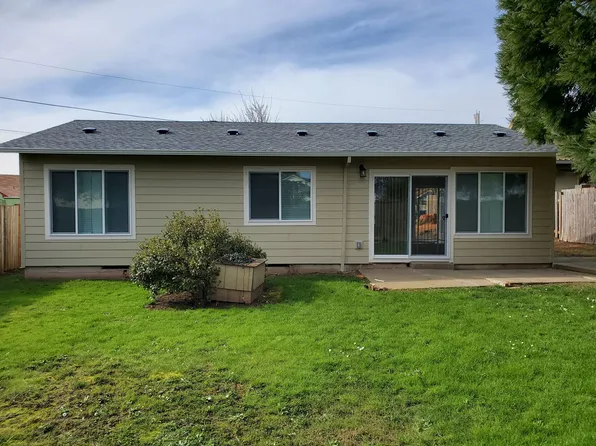 3322 Tierra Dr NE, Salem, OR 97305