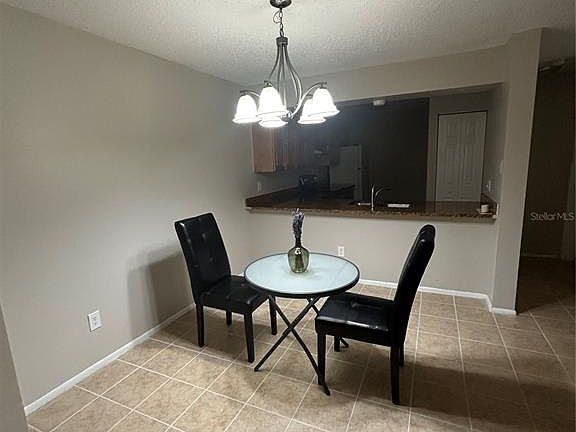 4th image of 636 KENWICK CIRCLE #105