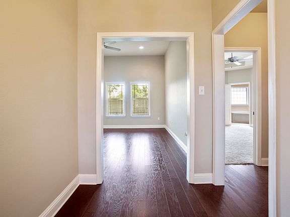 4th image of 14974 Calcutta Dr