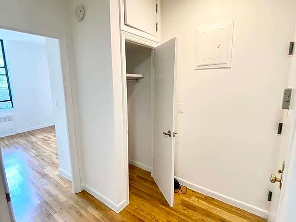 4th image of 166 E 90th St #4A1