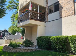 520 5th St SW UNIT 219, Willmar, MN 56201
