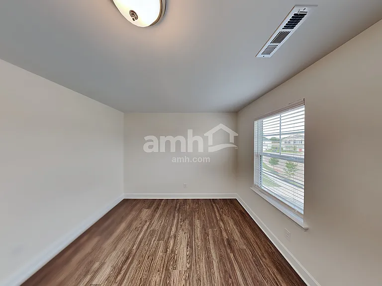 5408 Lake Water Ct — Photo 13