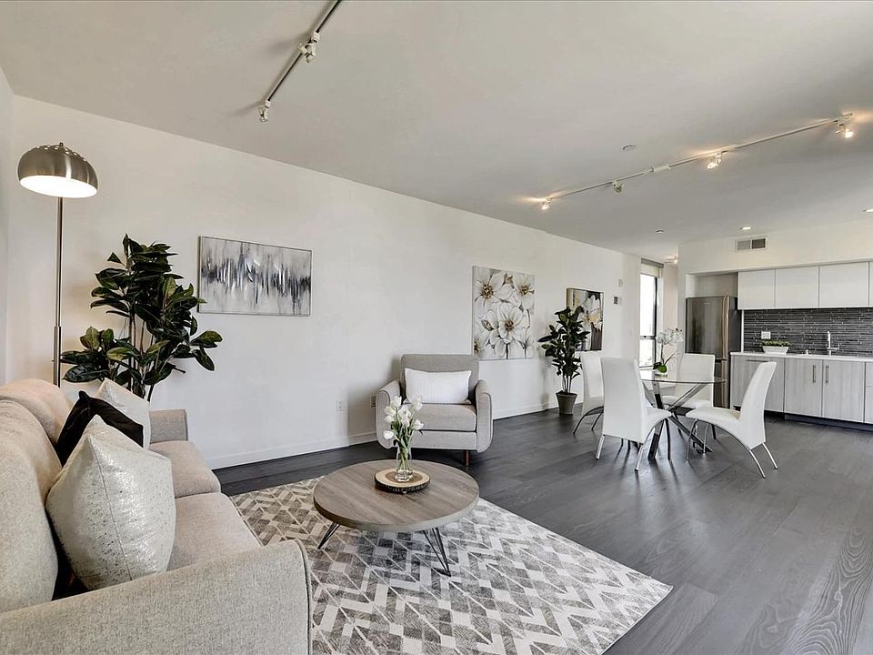 1st image of 1515 15th St APT 305