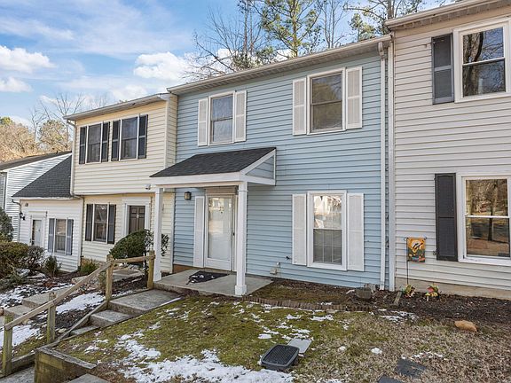 2nd image of 36 Georgetown Ct