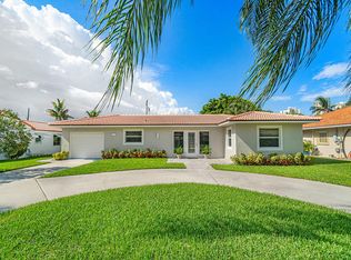 319 Bamboo Rd, Palm Beach Shores, FL 33404