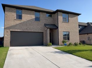 529 Meadow Run Dr, Van Alstyne, TX 75495