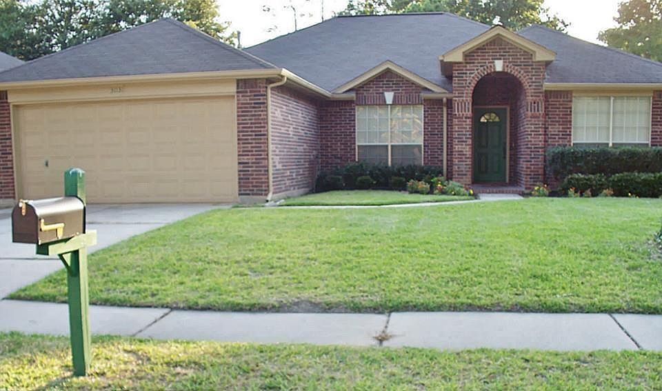 2nd image of 31131 Perlican Dr
