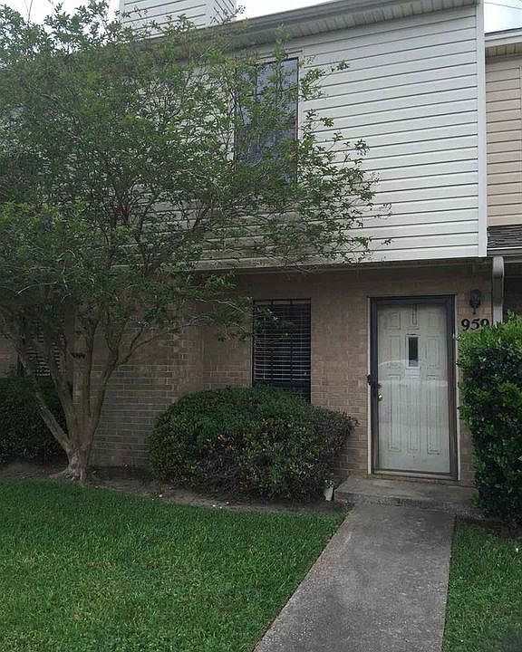 1st image of 959 Sunmeadow Dr