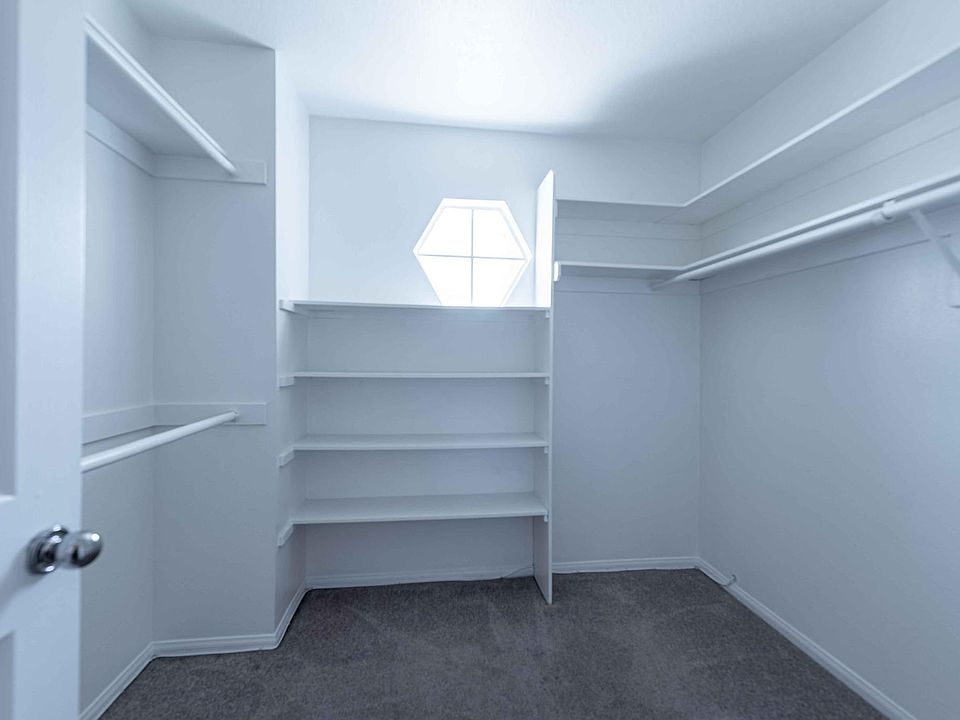 1st image of 9160 Burnet Ave #9160