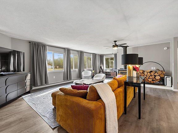 5th image of 1254 Loon Ln