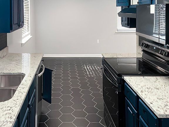 2nd image of 335 Homeville Rd