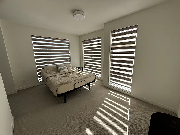 1002 NE 112th St — Photo 9