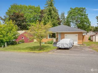 405 106th St S, Tacoma, WA 98444