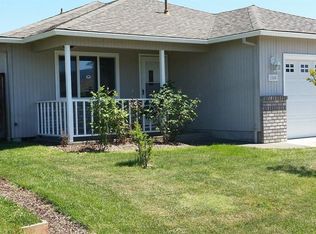 1245 Hawk Dr, Central Pt, OR 97502