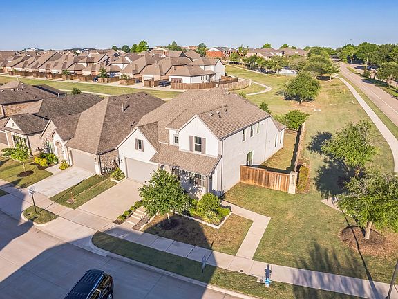 4th image of 3100 Taunton Way