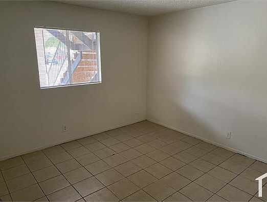 2nd image of 1701 Cordoba Ln APT A