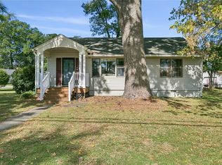 219 Village Pkwy, Newport News, VA 23601