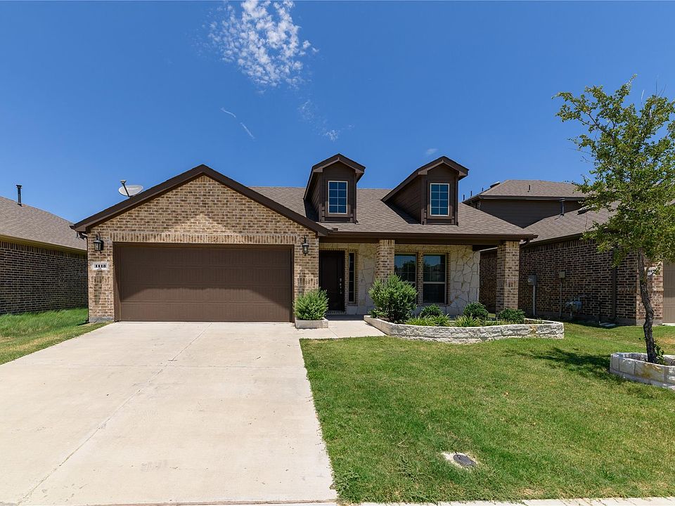 1st image of 1113 Parker Dr