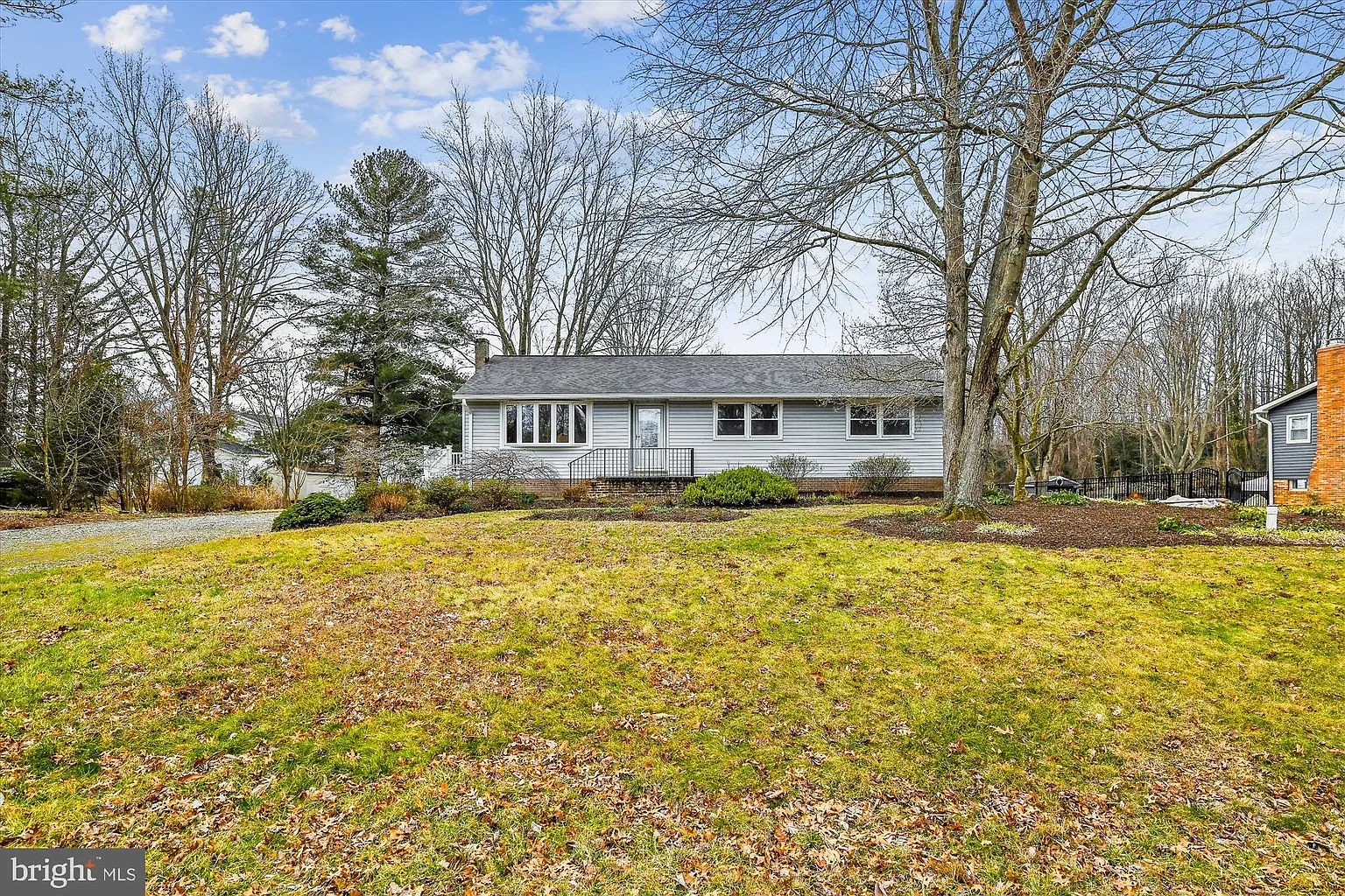 109 Claiborne Rd photo 1
