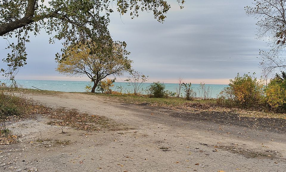 1 S Market St, Waukegan, IL 60087 Zillow