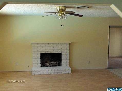 5th image of 2620 W Whitendale Ave