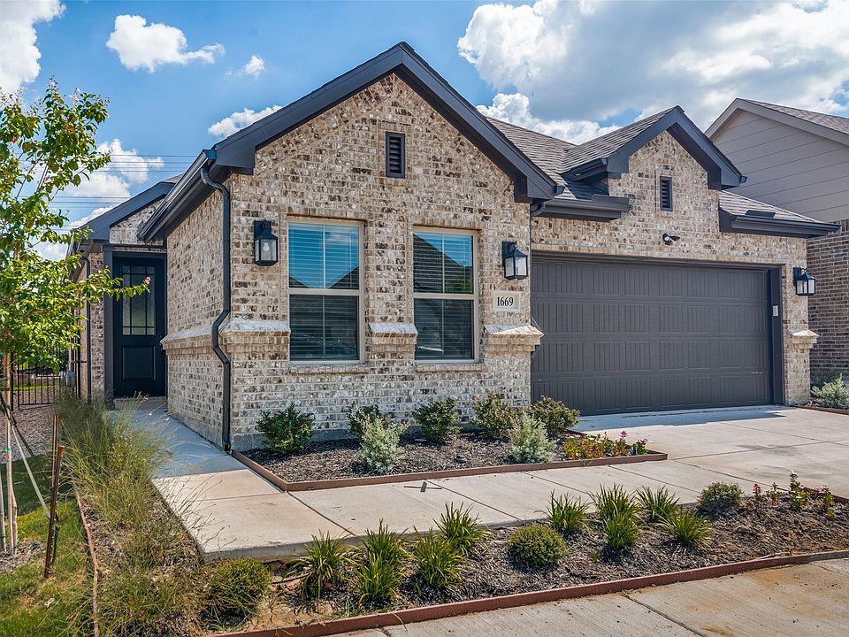 1st image of 1669 Madrid Way