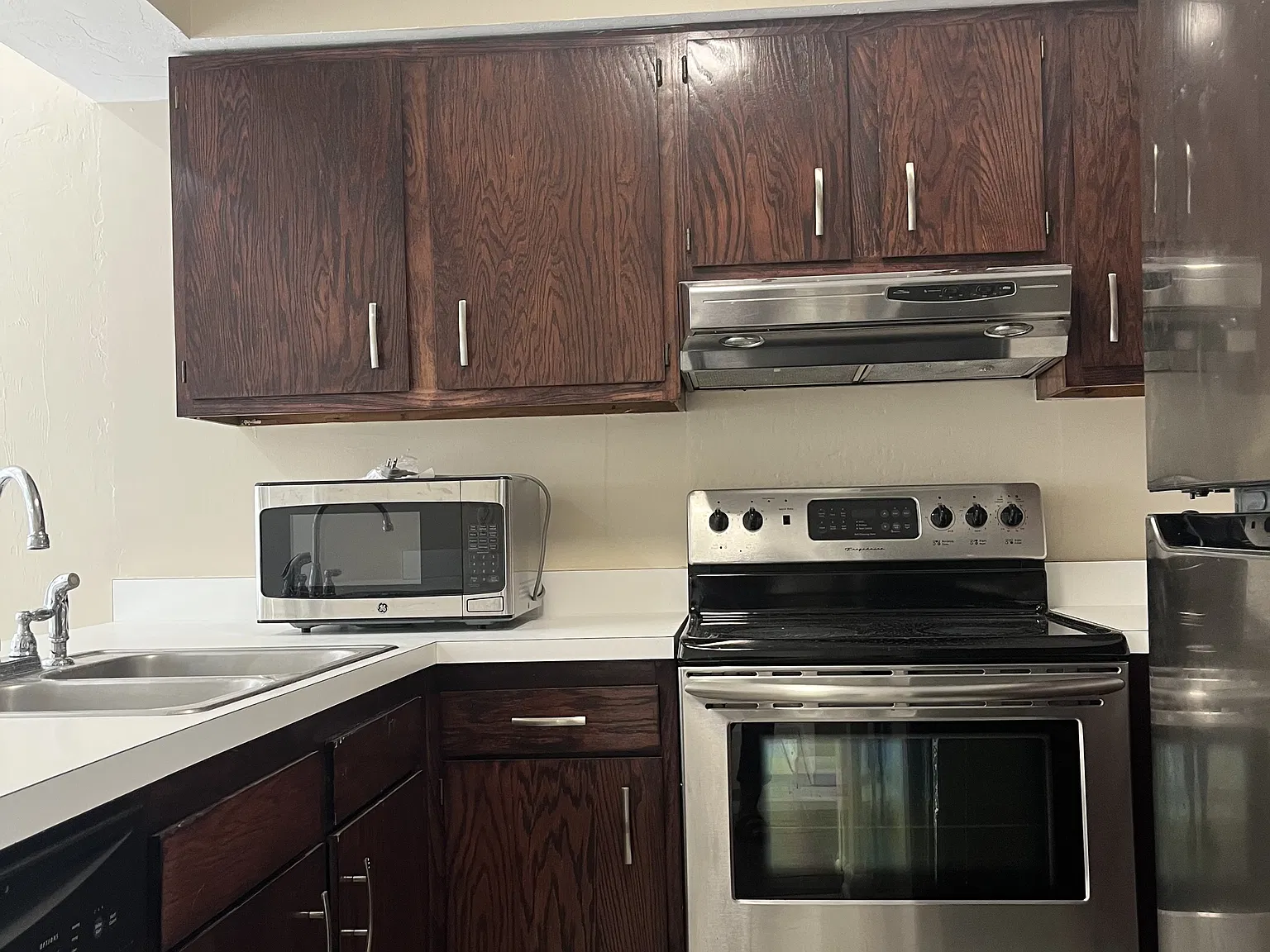 4407 SW 21st Lane - Marchwood - . — Photo 4
