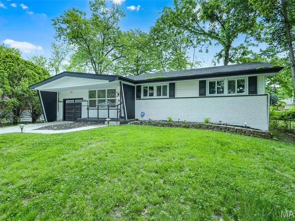 2224 Lovett Dr, Saint Louis, MO 63136