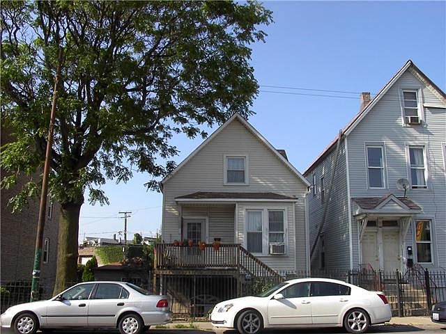 1st image of 2430 W Diversey Ave