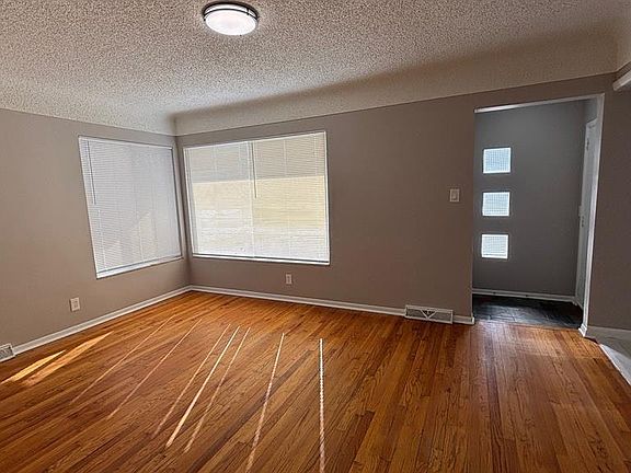 2nd image of 28758 Leona St