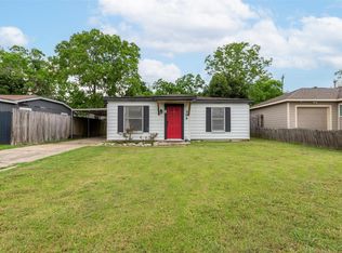 708 Gresham St, Baytown, TX 77520