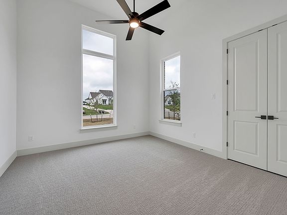 4th image of 6220 Cedar Elm Rd