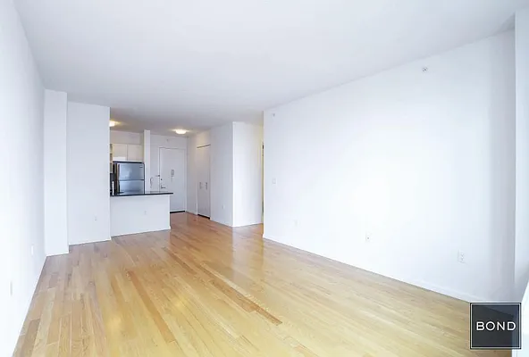 Rented by Bond New York | media 3