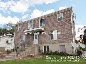 1056 S 4th Ave