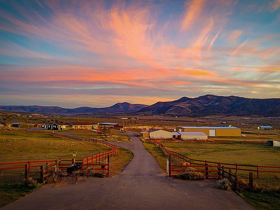 2nd image of 3755 Wild Horse Rd