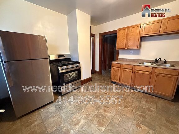 5th image of 3908 N 6th St