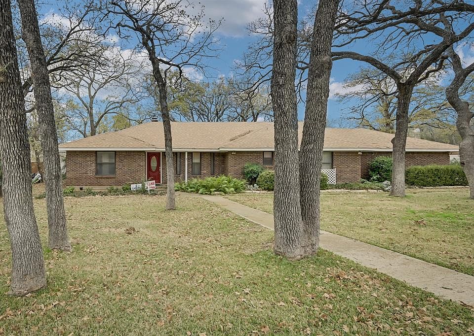 1st image of 213 Shadowridge Dr