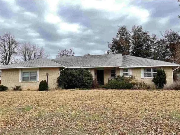 1625 Trio Ln, Ponca City, OK 74604